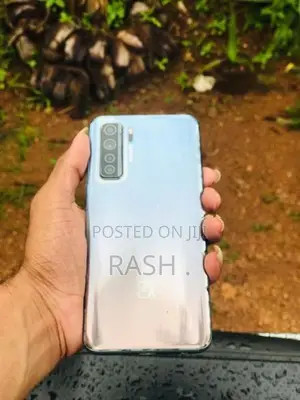 Huawei Nova 7 SE (Used)