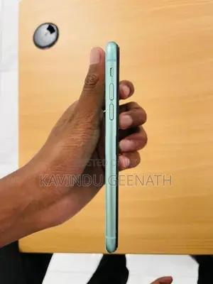 Apple iPhone 11 (Used)