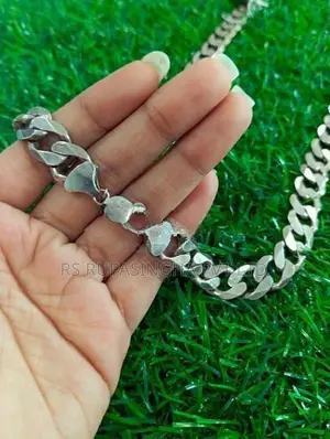 Silver Chain 105G 700MG