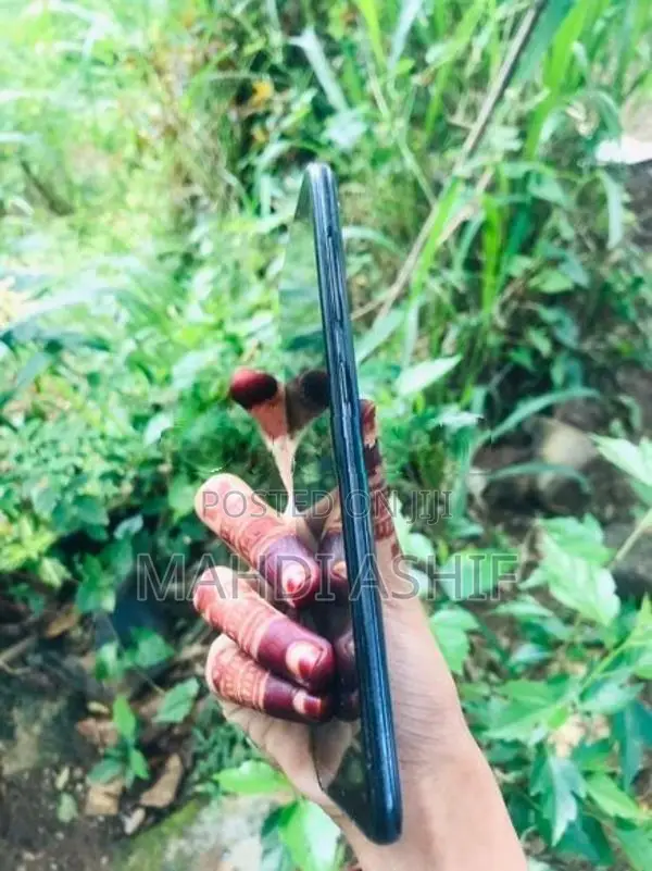 Samsung Galaxy A50 (Used)