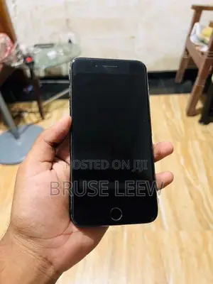 Apple iPhone 7 Plus (Used)