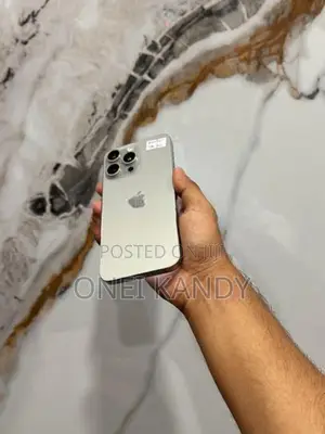 Apple iPhone 15 Pro Max 256GB (Used)