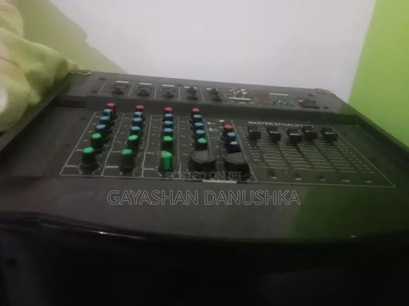 OLA Speaker Set