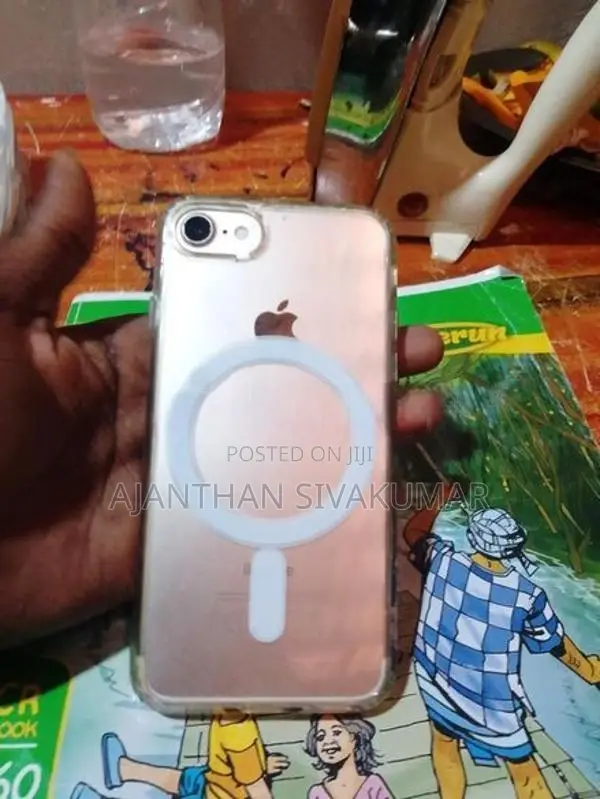 Apple iPhone 7 (Used)