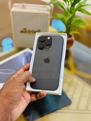 Apple iPhone 16 Pro 256GB | Black (Used)