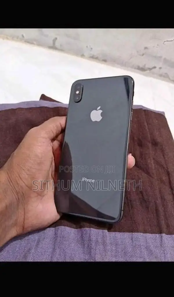 Apple iPhone XS Max (Used)