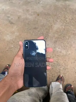 Apple iPhone X (Used)