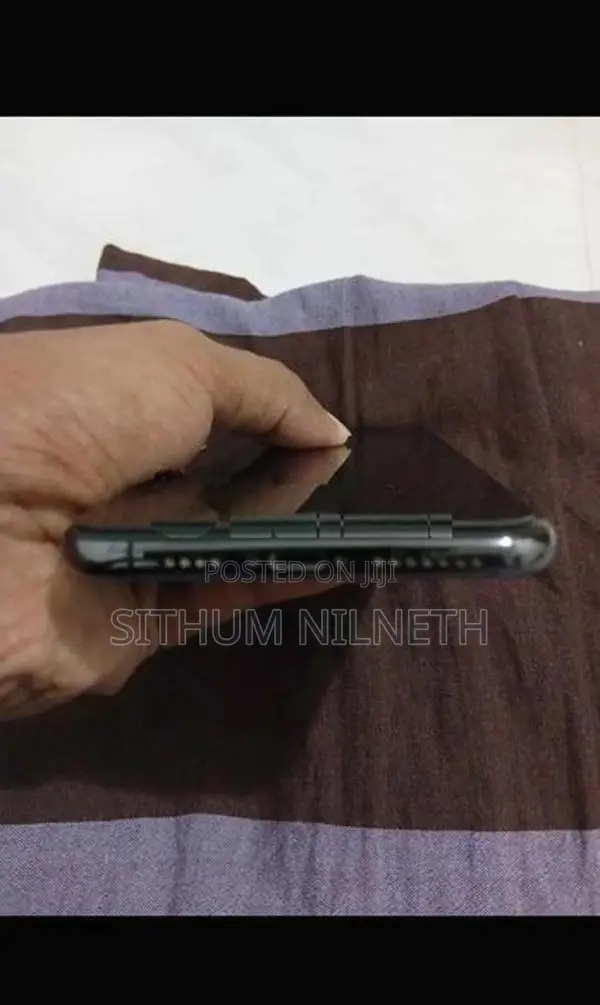 Apple iPhone XS Max (Used)