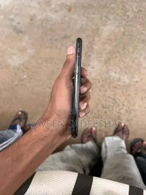 Apple iPhone X (Used)