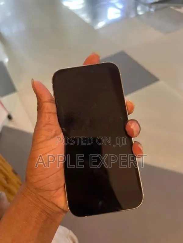 Apple iPhone 14 Pro (Used)