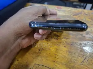 Apple iPhone 11 Pro (Used)