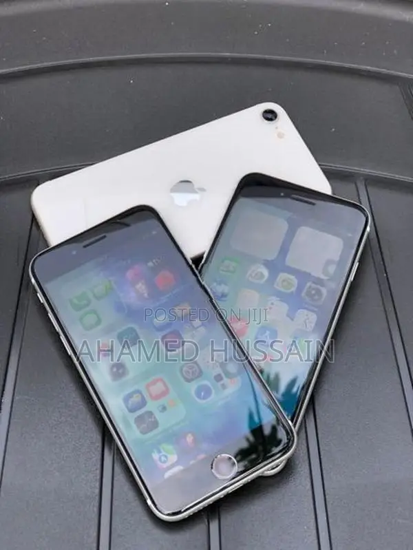 Apple iPhone SE 2 128GB (Used)