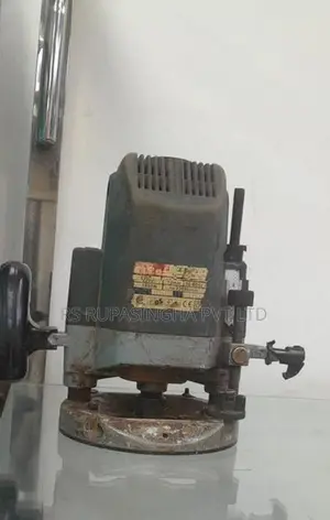 Men Router Machine