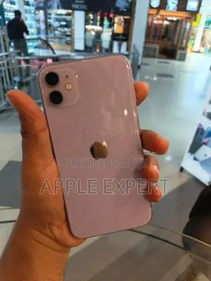 Apple iPhone 11 (Used)