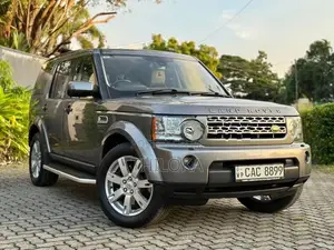 Land Rover Discovery 3.0 TDV6 Diesal 2014