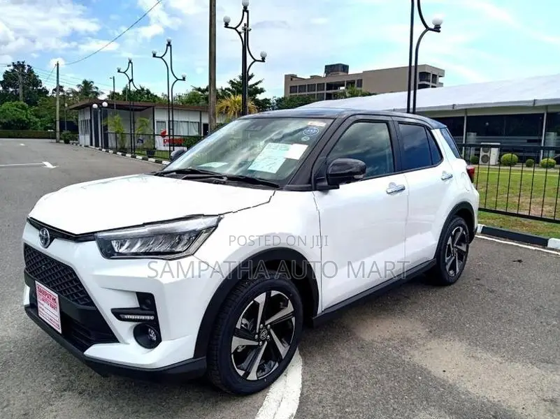 Toyota Raize Z HYBRID BLIND SPOT 2026