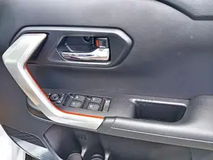 Toyota Raize Z HYBRID BLIND SPOT 2026