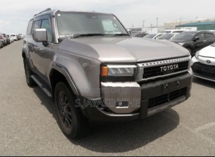 Toyota Land Cruiser Prado VX 2025