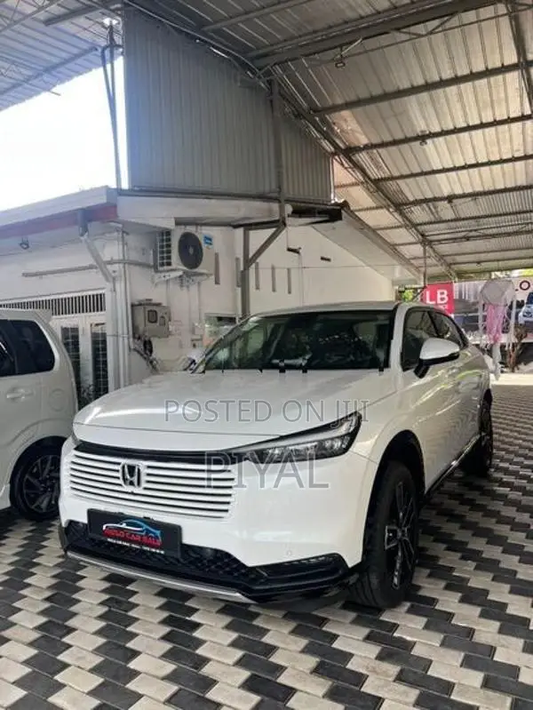Honda Vezel Z premium 2026