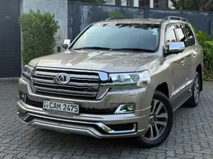 Toyota Land Cruiser Sahara Diesal 2015