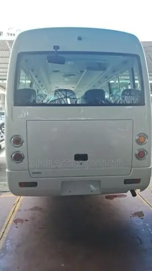 Mitsubishi Rosa HIGH ROOF BUS 2026