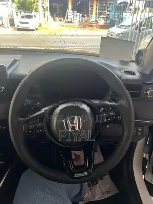 Honda Vezel Z premium 2026