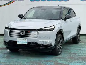 Honda Vezel Z PLAY MOON ROOF 2026