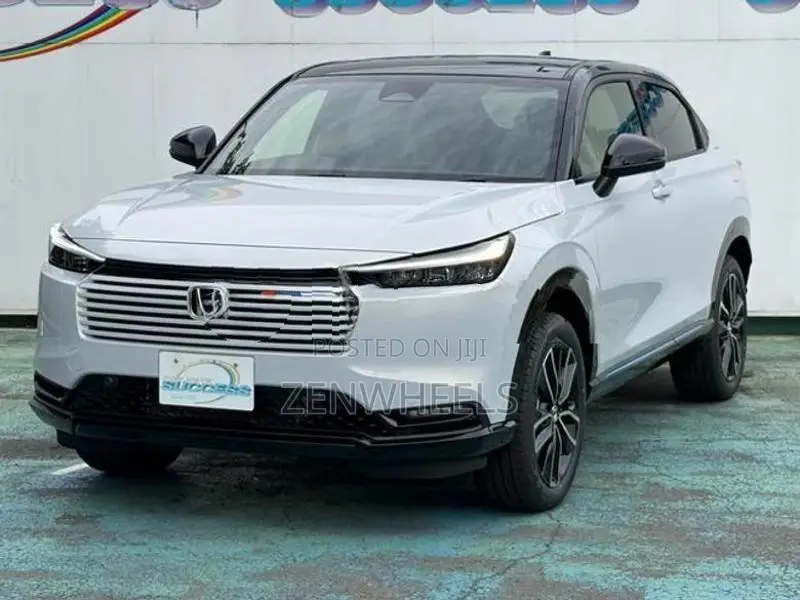 Honda Vezel Z PLAY MOON ROOF 2026