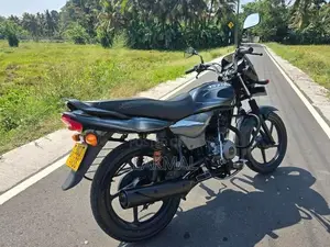 Bajaj Platina 100 2015