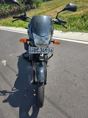 Bajaj Platina 100 2015