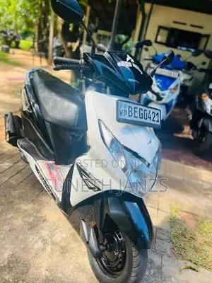 Honda Dio Black/White 2016