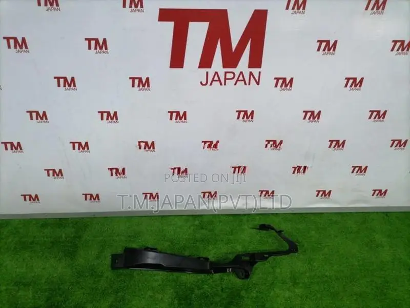 Honda GK3 Head Light Bracket