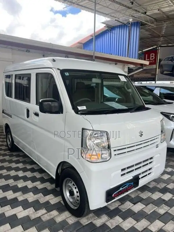 Suzuki Every 2023
