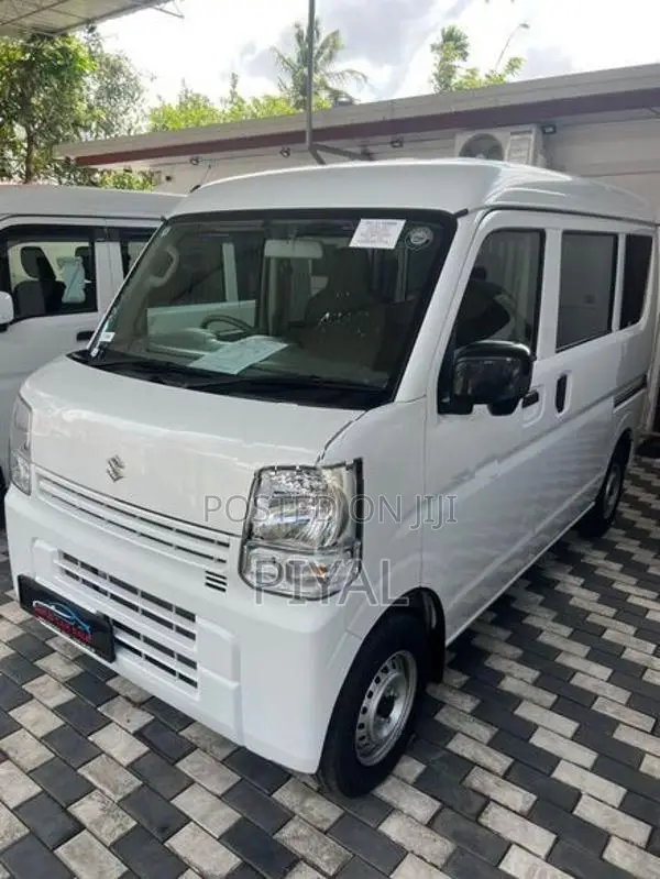 Suzuki Every 2023