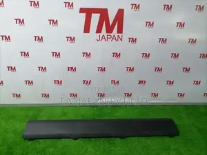 Suzuki Vitara Right Side Skating (Right Side)