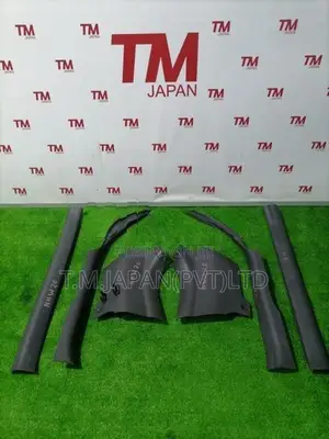 Toyota Prius Carpet stip & Dash Board Cover