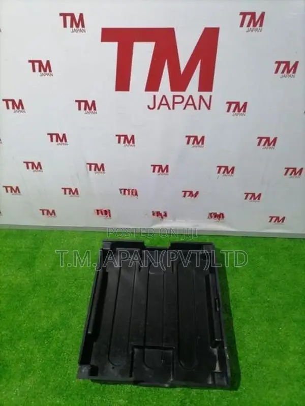Isuzu Battery Cover