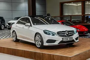 Mercedes Benz E300 AMG Premium Plus 2014