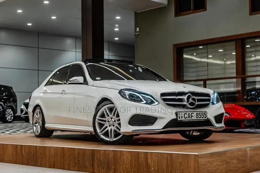 Mercedes Benz E300 AMG Premium Plus 2014