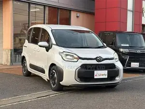 Toyota Sienta Hybrid Z (7-Seater) 2026