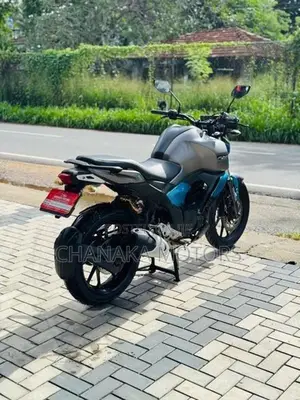 Yamaha FZS V3 Gray Mat 2019