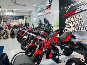 Bajaj Pulsar N160 premium. 2026