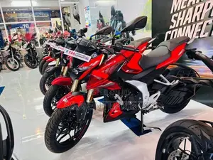 Bajaj Pulsar N160 premium. 2026