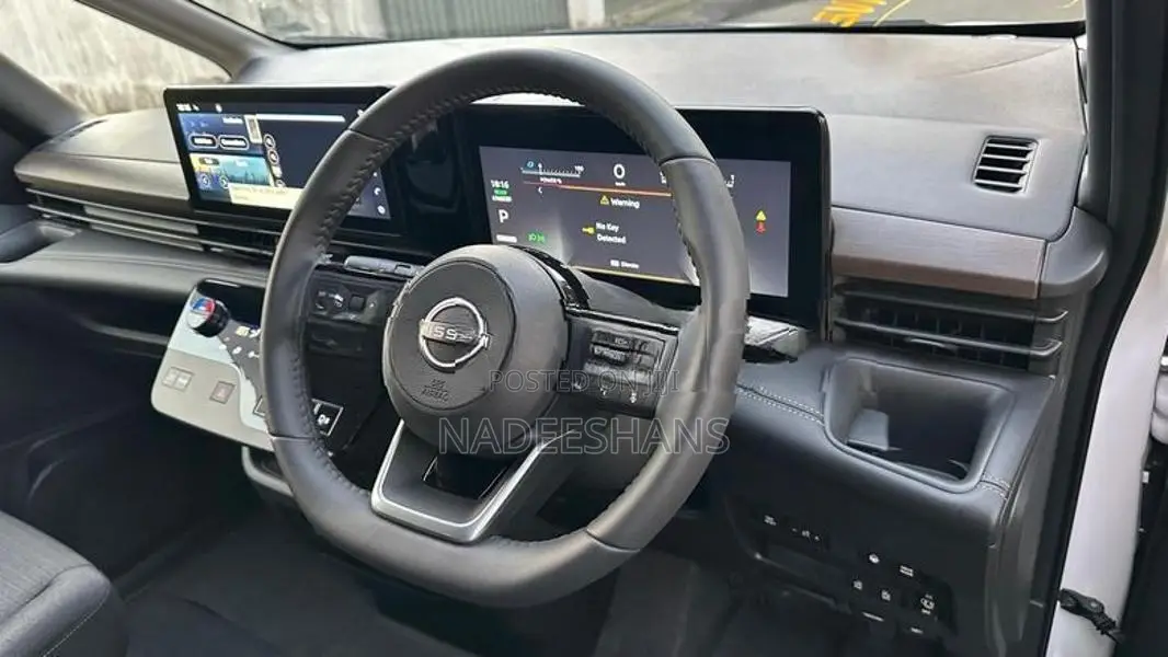 Nissan Serena HIGHWAY V E POWER 2025