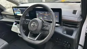 Nissan Serena HIGHWAY V E POWER 2025