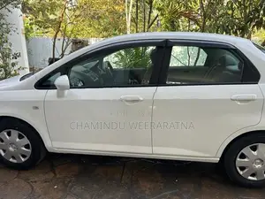 Honda Fit Aria 2007