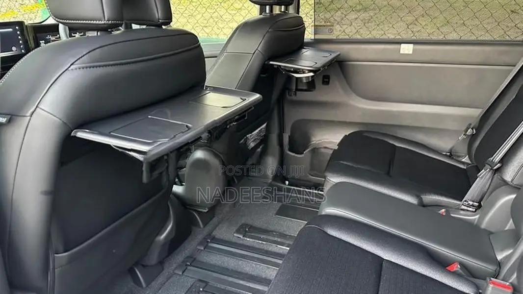 Nissan Serena E POWER HIGHWAY 2025