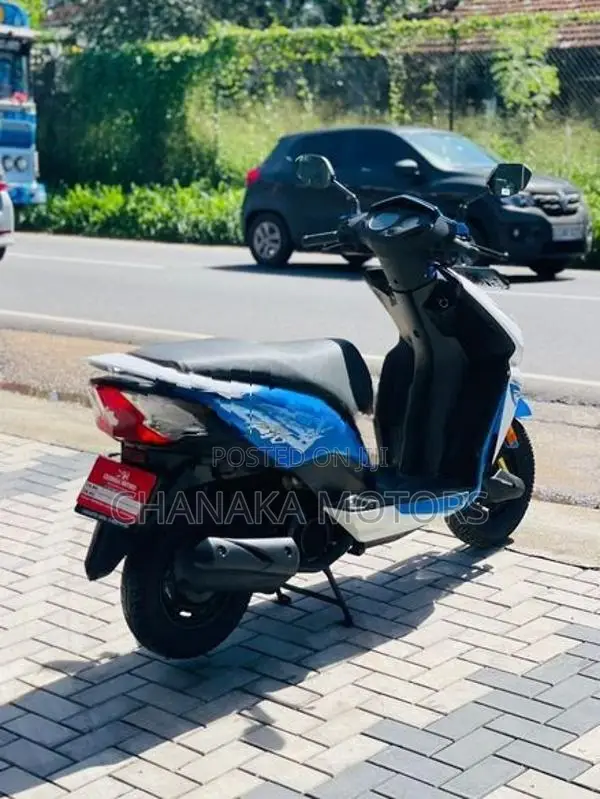 Honda Dio 2017