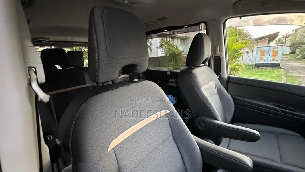 Nissan Serena E POWER HIGHWAY 2025