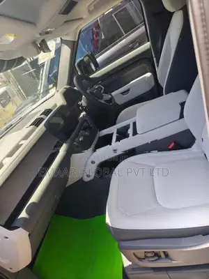 Land Rover Range 110 2024